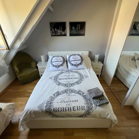 La Maison Du Bonheur Saintry-sur-Seine エクステリア 写真